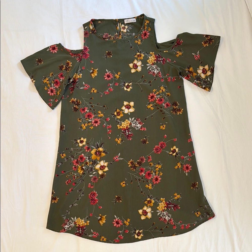 Floral Cold Shoulder Dress - Medium
